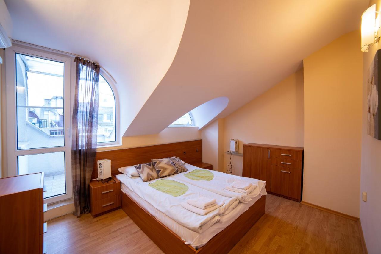 Maisonette Picadilly Варна Екстериор снимка