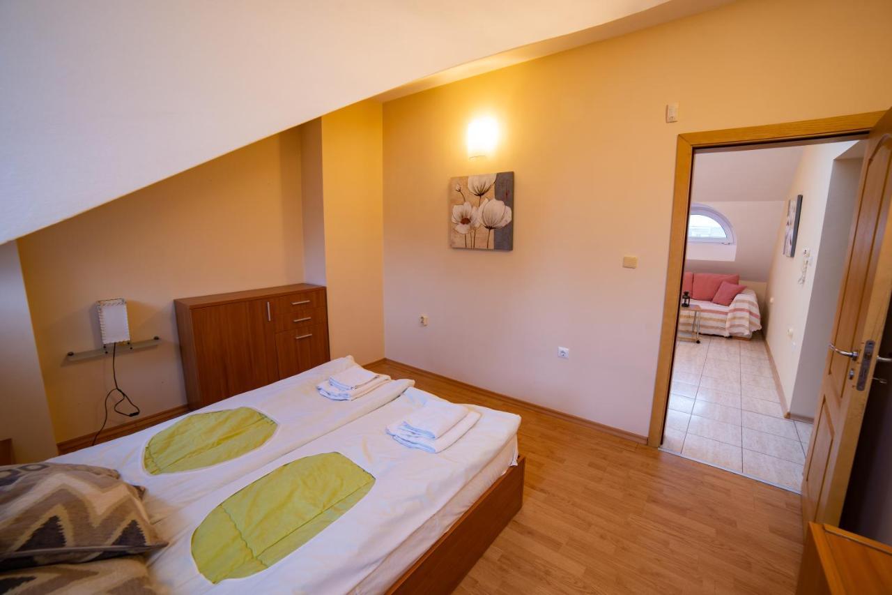 Maisonette Picadilly Варна Екстериор снимка